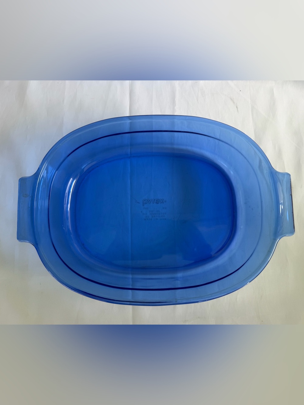 PYREX COBALT BLUE OVAL BAKING DISH with Handles 702